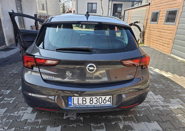 Opel Astra cena 39900 przebieg: 230000, rok produkcji 2016 z Kutno małe 191